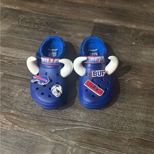 Adult Blue Crocs with Buffalo Theme Size women’s 11/men’s 9 Never worn* (no box)